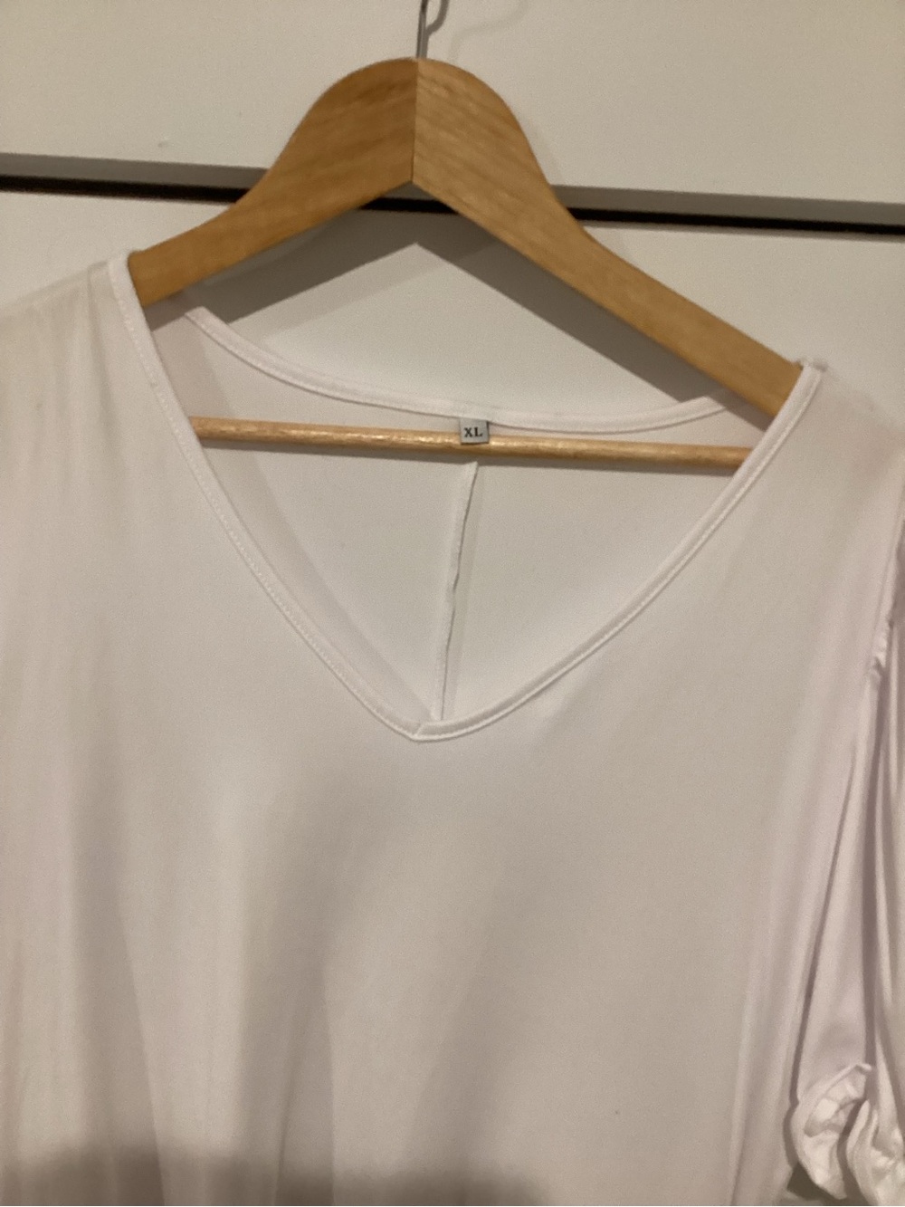 White V-Neck Puff Sleeve Dress - Lightweight Summer Shift - Picture 3 of 4